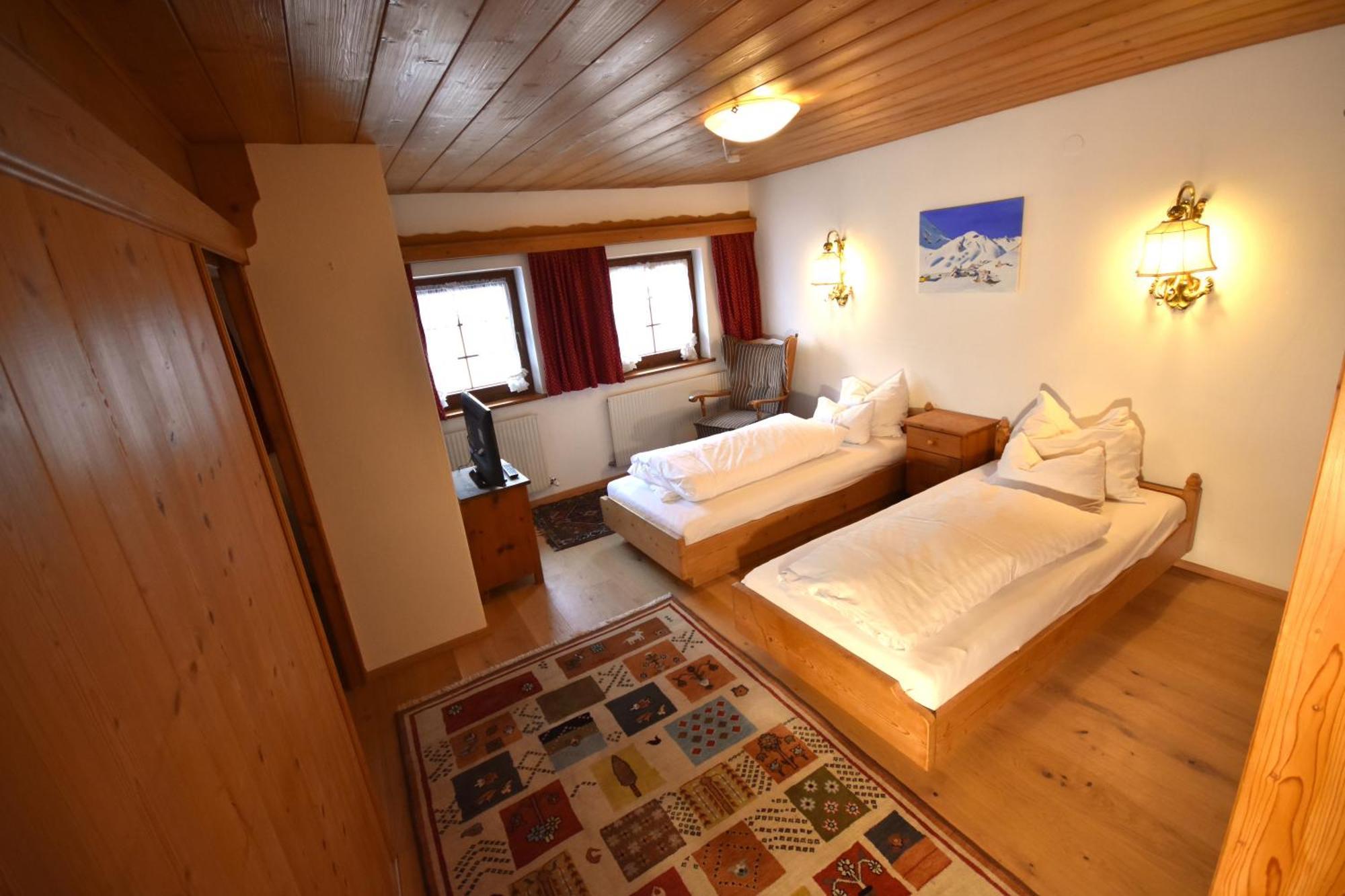 Brunnenhof Apartments Pettneu am Arlberg Esterno foto