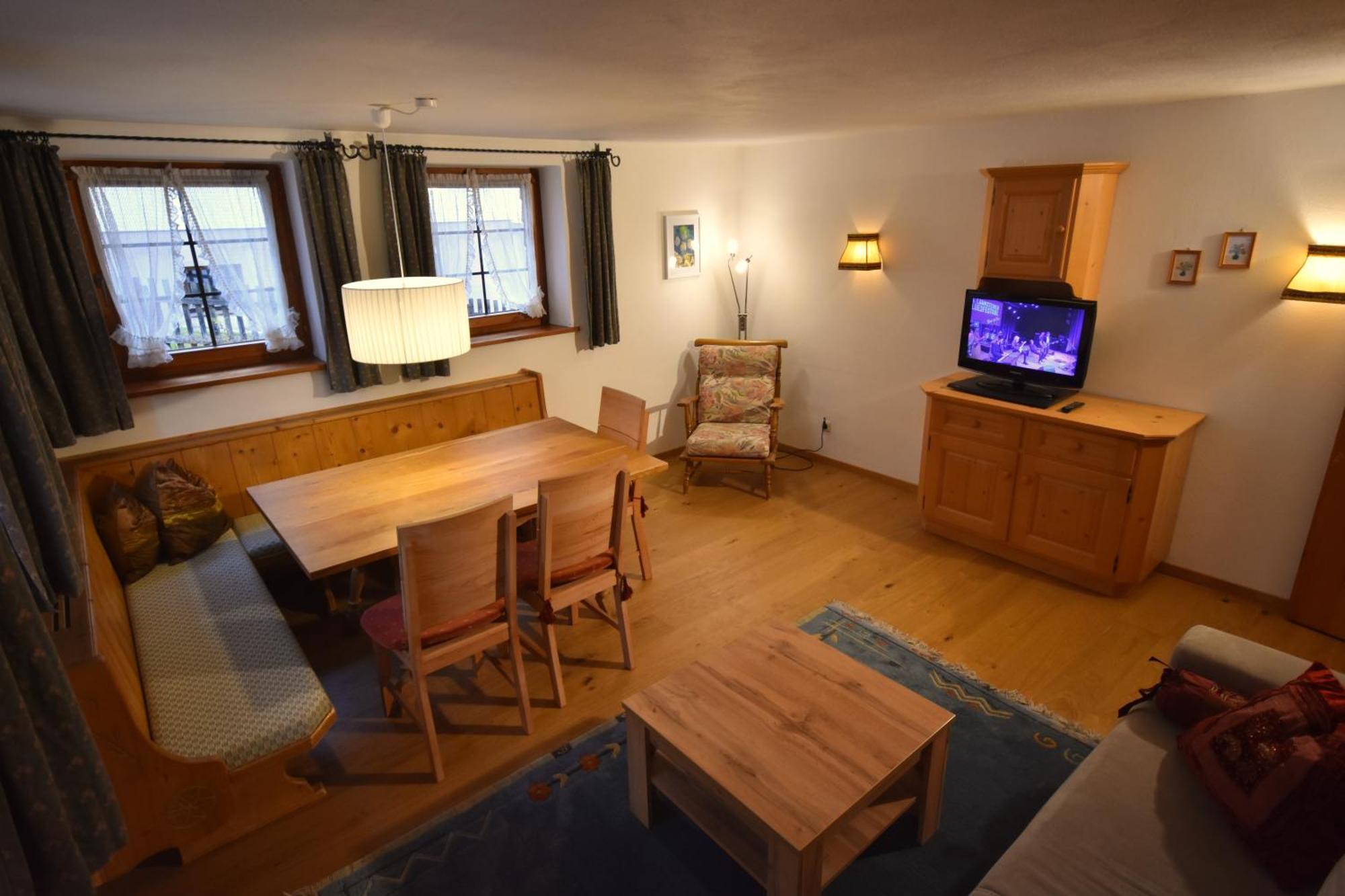 Brunnenhof Apartments Pettneu am Arlberg Esterno foto